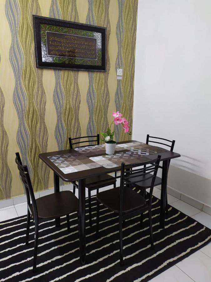 Anggun Homestay Seri Iskandar Εξωτερικό φωτογραφία